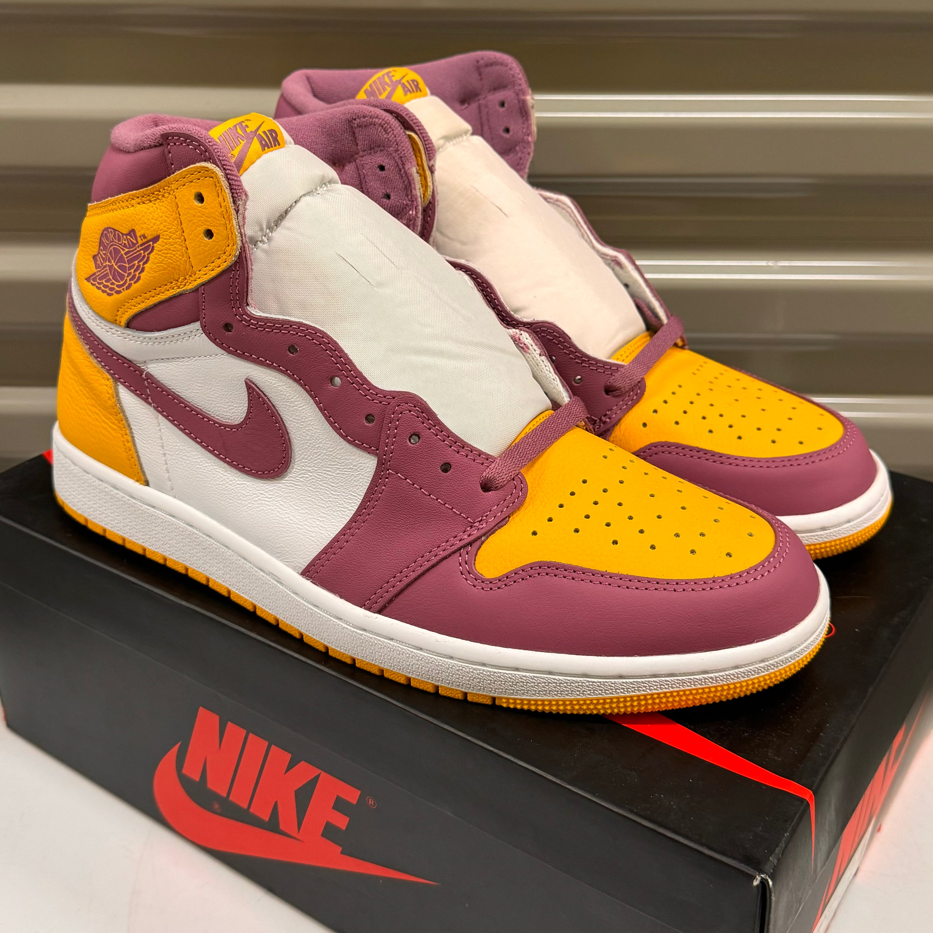 Jordan 1 “Brotherhood”