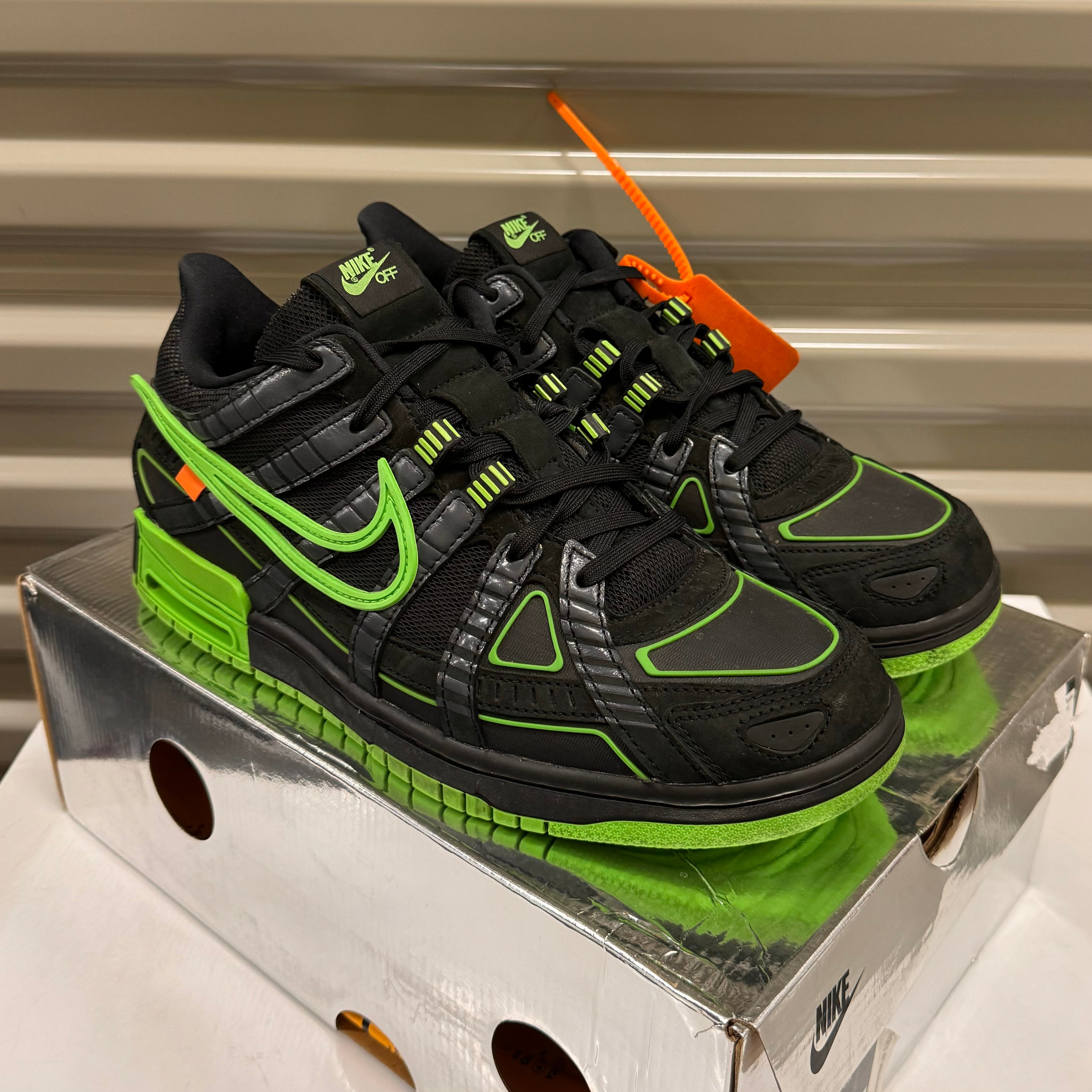 Nike Air X Off-White Rubber Dunk “Green Strike”